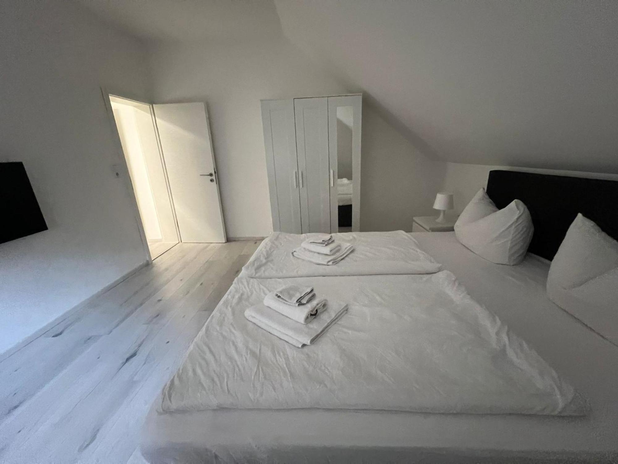 Premium Apartment Bochum Near Duesseldorf Airport Esterno foto